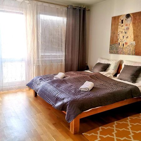 Cozyhome Retro Apartment Bratislava Exteriör bild