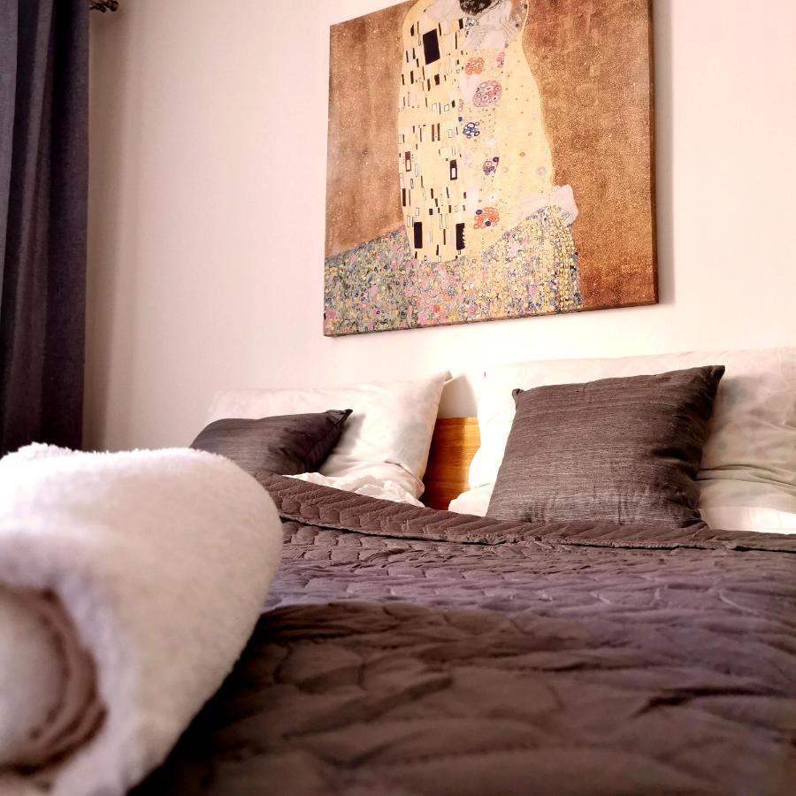 Cozyhome Retro Apartment Bratislava Exteriör bild